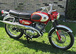1968 Suzuki TC250 right side